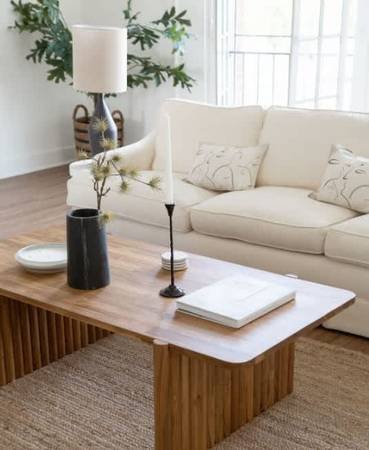 $1,499 / 450ft2 - Laundry Facilities, New Tiled Backsplash, Outdoor Fire Pit (Hollywood)