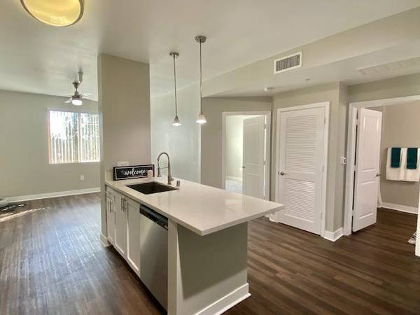 $2,753 / 2br - 1033ft2 - Exceptional 2 BR/2 BA with Reserved Parking &amp; Balcony (Sylmar)