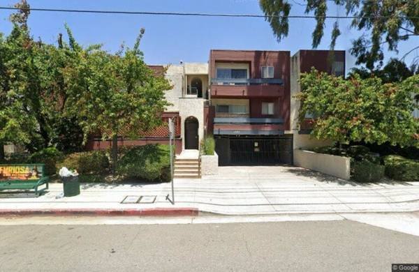 $1,750 VERY Spacious Single Apt Prime Studio City (Studio City)