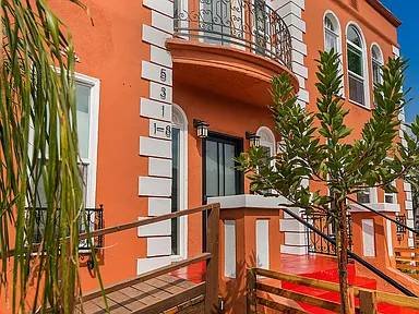 $899 / 2br - Beautiful 2 Bed Apartment / Cozy 2 bedroom, 1 bath (Los Angeles)