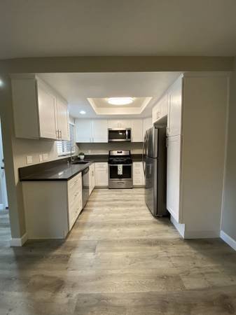 $2,585 / 1br - 940ft2 - Great 1-Bedroom 1-Bath! We Love Pets! Ask About Our Pet Policy (Glendora)