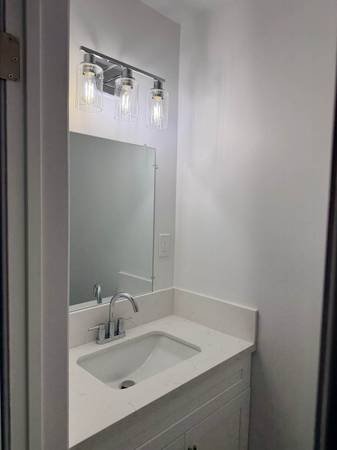 $2,195 / 1br - 750ft2 - Refrigerator, Availability 24 Hours, Off Street Parking (3651 McLaughlin Ave, Los Angeles, CA)