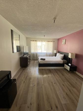 $100 / 1br - Furnished Private Studio Apartment in Beverly Hills for $100 per Night (West LA- Beverly Hills)