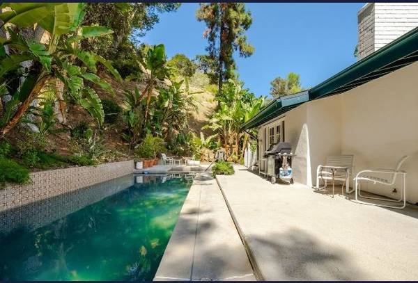 $480 / 4br - 3000ft2 - 4 Bedroom with Heated Pool, Spa, and Game Room (Los Angeles, CA)