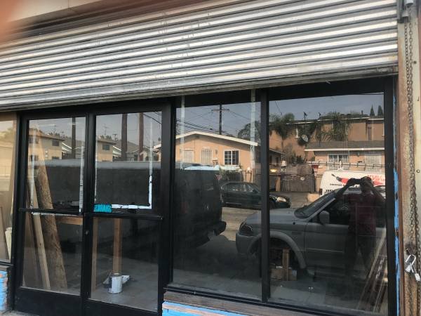 $3,500 - 1200 sq ft - Warehouse / Shop - 1200 sq ft - 14' Ceiling (East LA)