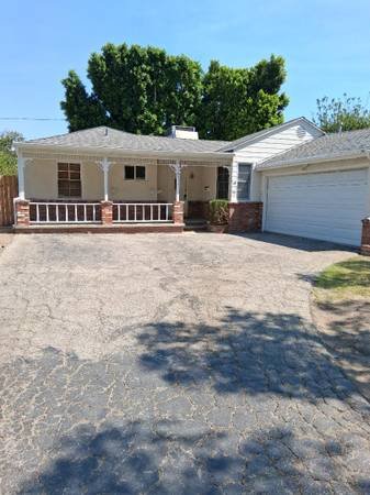 $3,800 / 4br - 1500ft2 - LOVELY HOME LOCATED ON A QUIET AND SERENE STREET (TARZANA)