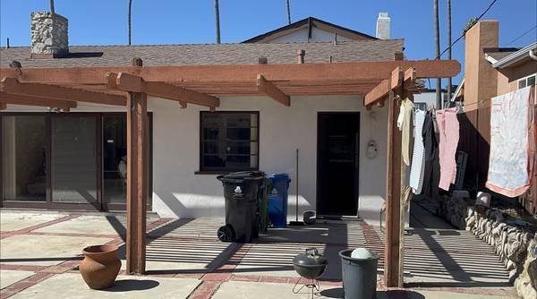 OFF MARKET SAN PEDRO FIXER WITH VIEWS OF THE OCEAN (San Pedro)