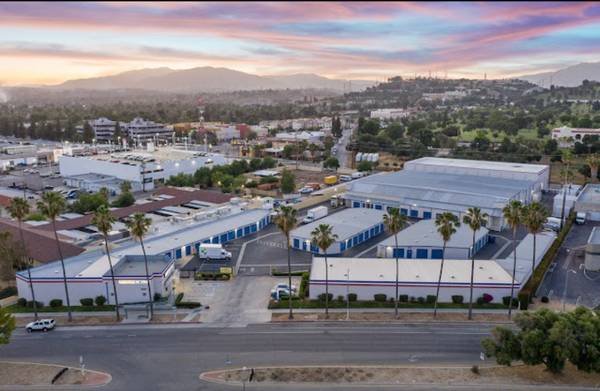 RENTAMOS ONLINE @ US STORAGE CENTERS MISSION HILLS (MISSION HILLS, CA)