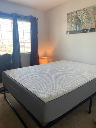 $875 / 5br - Furnished Room with Shared Bathroom for Rent, Utilities Included (Lancaster WEST)