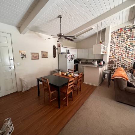 $1,800 / 2br - King Bedroom For Rent in Culver City (Culver City)