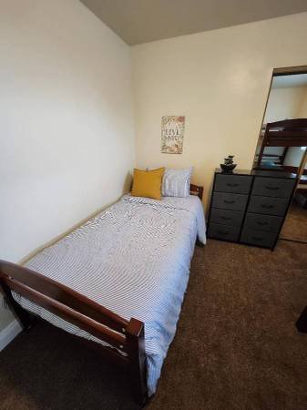 $475 / 5br - 300ft2 - Shared Home - All Utilities Included - Move In Today (Los Angeles)