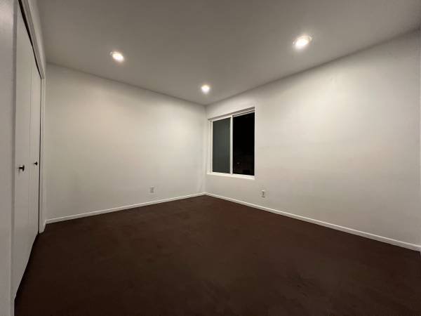 $1,250 for a 1-bedroom - Private Room with a View on the Border of PVE (Torrance)