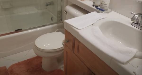 $720 for 800 sq ft - $720 Room for Rent in a Gated Community Condo (Harbor City)