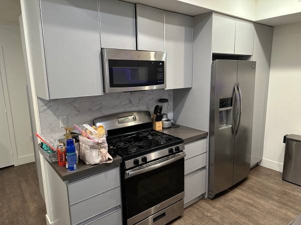 $1,500 / 4br - Fully Furnished Shared Apartment (Hollywood)