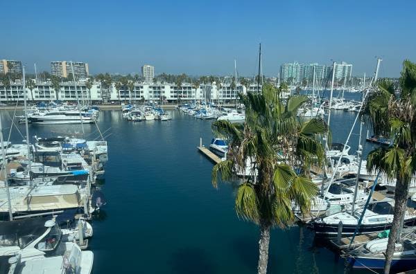 $2,000 2 Connected Rooms, Private Bath, Ocean View (Marina Del Rey)
