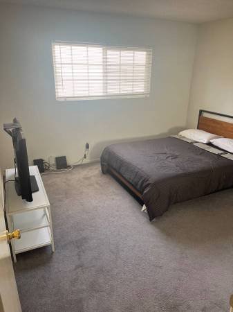$1,450 / 1br - $1450 -- Large Room with Private Bath -- Fully Furnished. Mar Vista