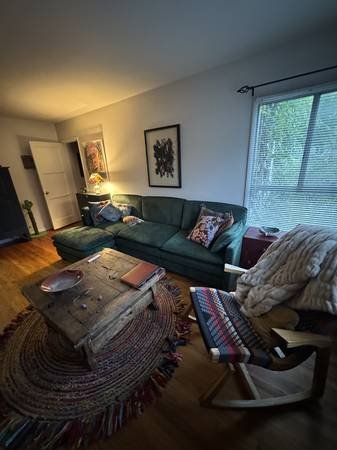 $2,000 / 1br - Charming Santa Monica One Bedroom December/January/February 3 Months (Santa Monica)