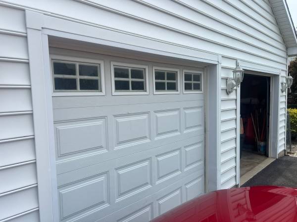 Eagle Garage Door – Same Day Repair and Installation – Call 855-640-0404 (Woodland Hills)