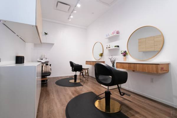 Move-In Offer: Starting at $369 with 1 Month Free Rent in Santa Monica on 5th Street