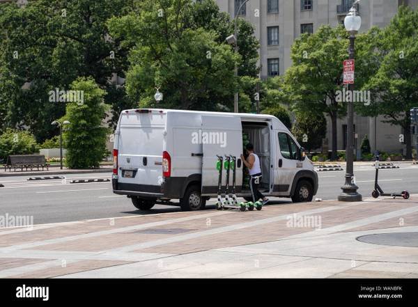 E-Scooter Field Operations Specialist *make 1k per week (DTLA/Santa Monica)